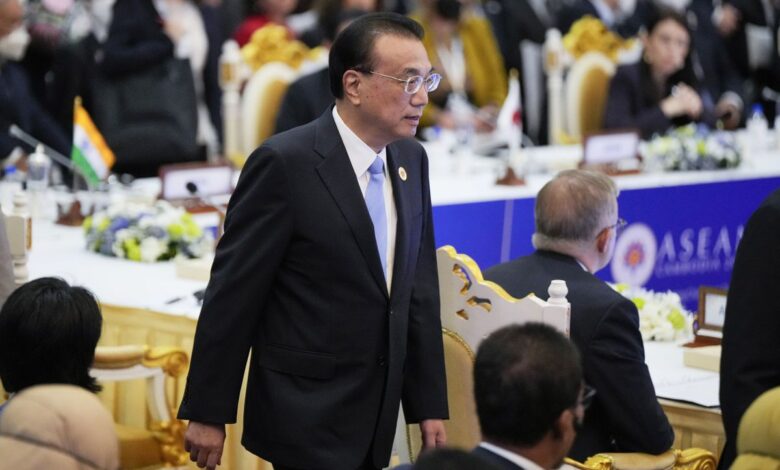 https://elpais.com/internacional/2022-11-23/li-qiang-el-leal-lugarteniente-de-xi-jinping.html