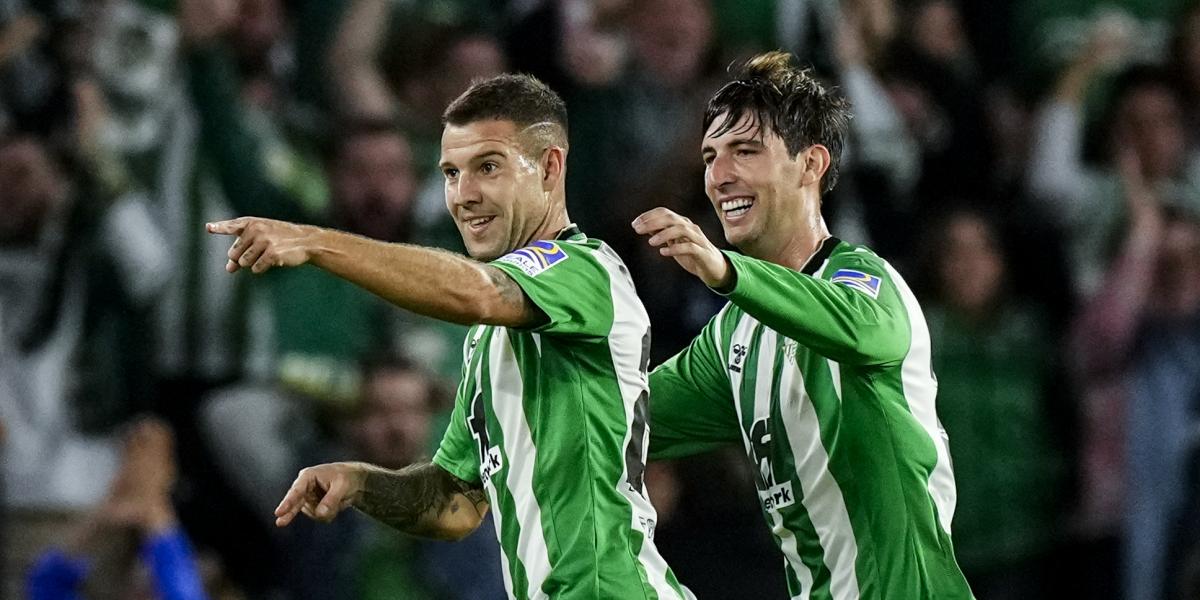 ¡Menudo golazo de Ruibal para el Betis!