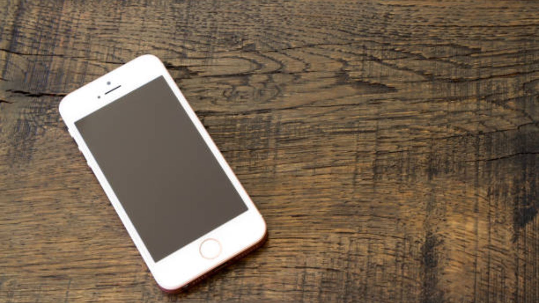 ¿Todavía tienes este viejo iPhone? Puede valer 40.000 euros