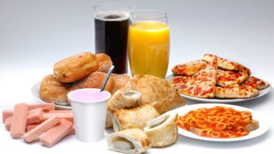 Evite la soda, la pizza congelada y estos otros alimentos si desea reducir el riesgo de demencia