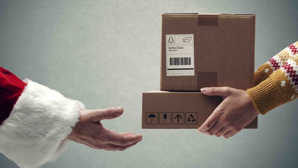 Fechas límite de USPS, FedEx y UPS para Navidad