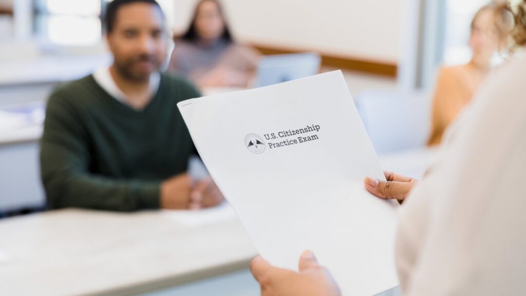 Examen de la ciudadanía: harán prueba piloto para hacerle cambios