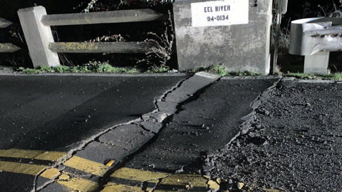 Dos muertos, 11 heridos tras sismo de magnitud 6.4 en la costa de California