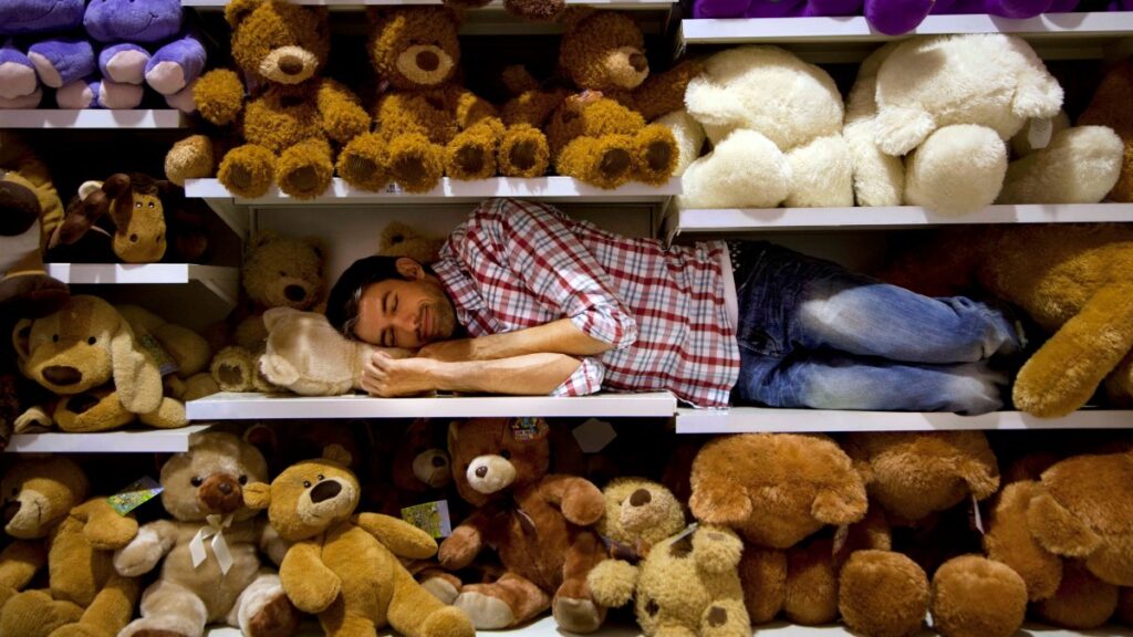 Fabricantes crean juguetes para adultos, los mayores consumidores de los artículos infantiles en Estados Unidos