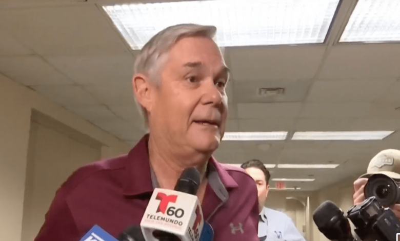 Clayton Perry, concejal de San Antonio habría tomado 14 bebidas alcohólicas antes de conducir