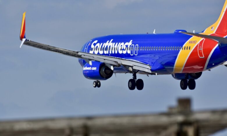 Southwest vuelve a operar con normalidad este viernes