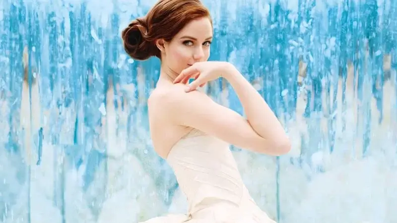 la selección netflix kiera cass fantasía adaptación