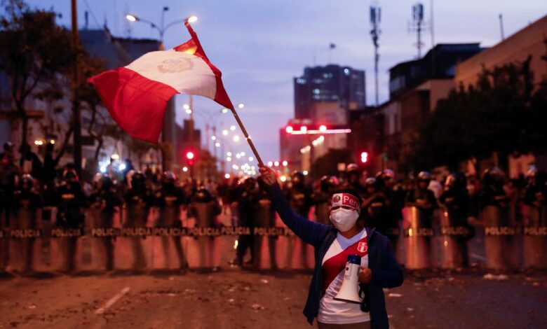 27 civiles han muerto en manifestaciones contra nuevo gobierno de Perú