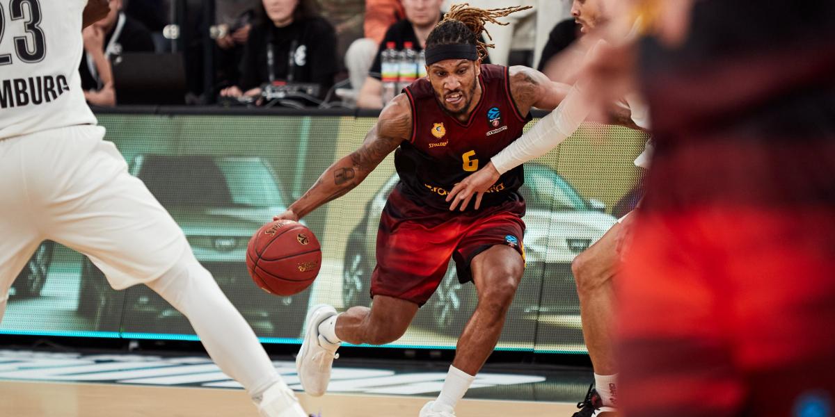 76-83: El 'Granca' se aferra al bálsamo de Europa