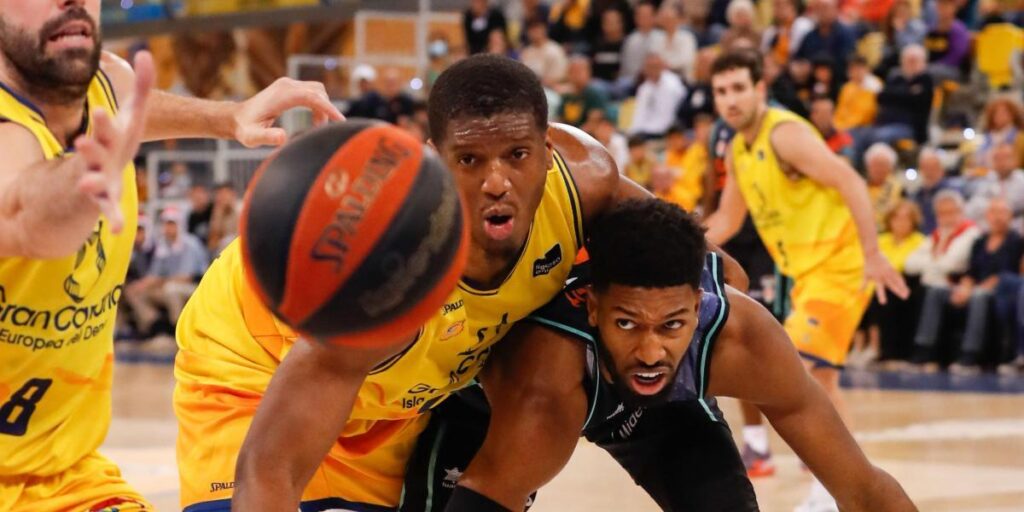 95-89: El Gran Canaria vuelve a mirar a la Copa a costa del Valencia