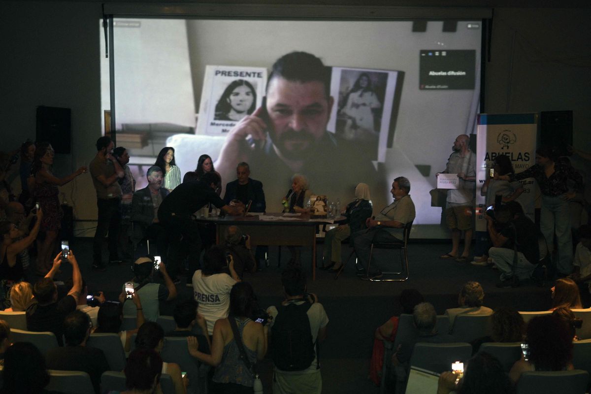 Abuelas de Plaza de Mayo recupera al nieto 132, secuestrado con nueve meses en dictadura