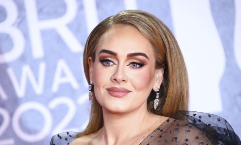 Adele desvela que necesitó terapia 5 veces al día tras su divorcio