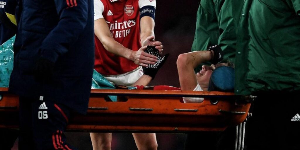 Alarma Miedema: la estrella del Arsenal podría perderse la temporada