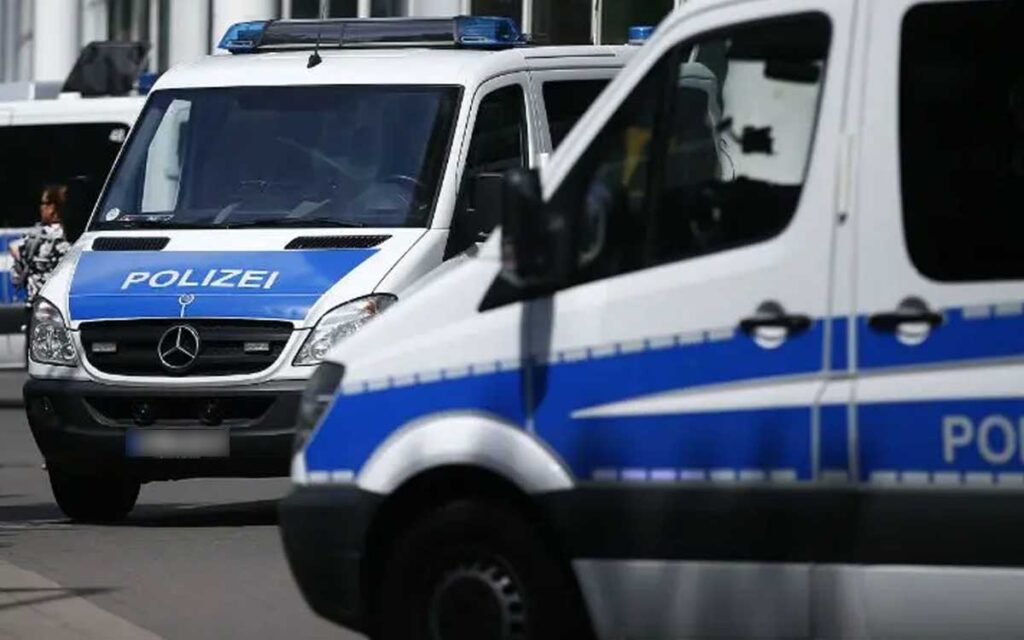 Alemania: Acuchillan a dos niñas cuando iban a la escuela