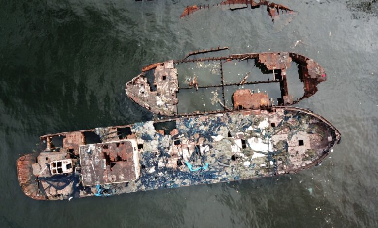 Alertan sobre 'inminente desastre ambiental' en Brasil por cementerio de barcos