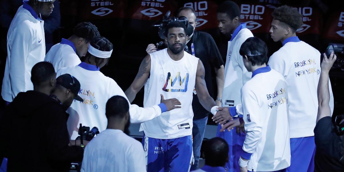 Amazon no dejará de vender la película antisemita promocionada por Irving