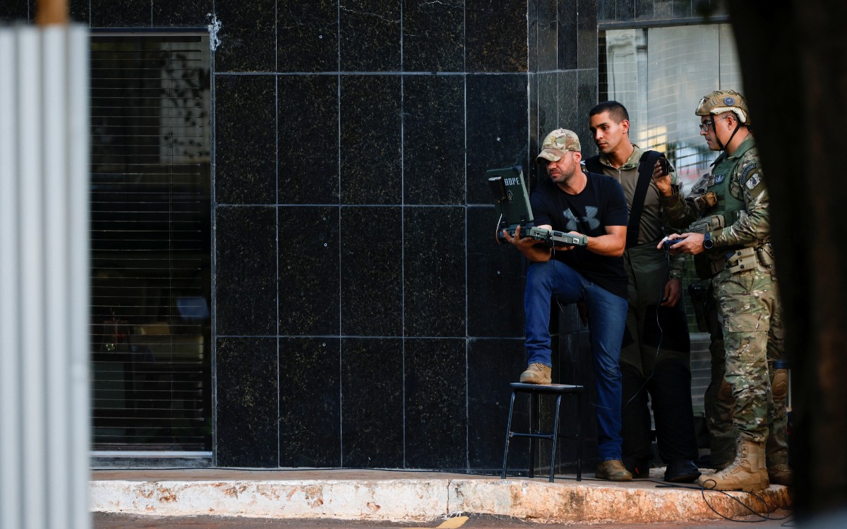 Amenaza de bomba dentro de mochila ante toma de protesta de Lula