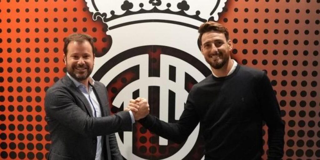 Aritz Aduriz, nuevo adjunto a la dirección deportiva
