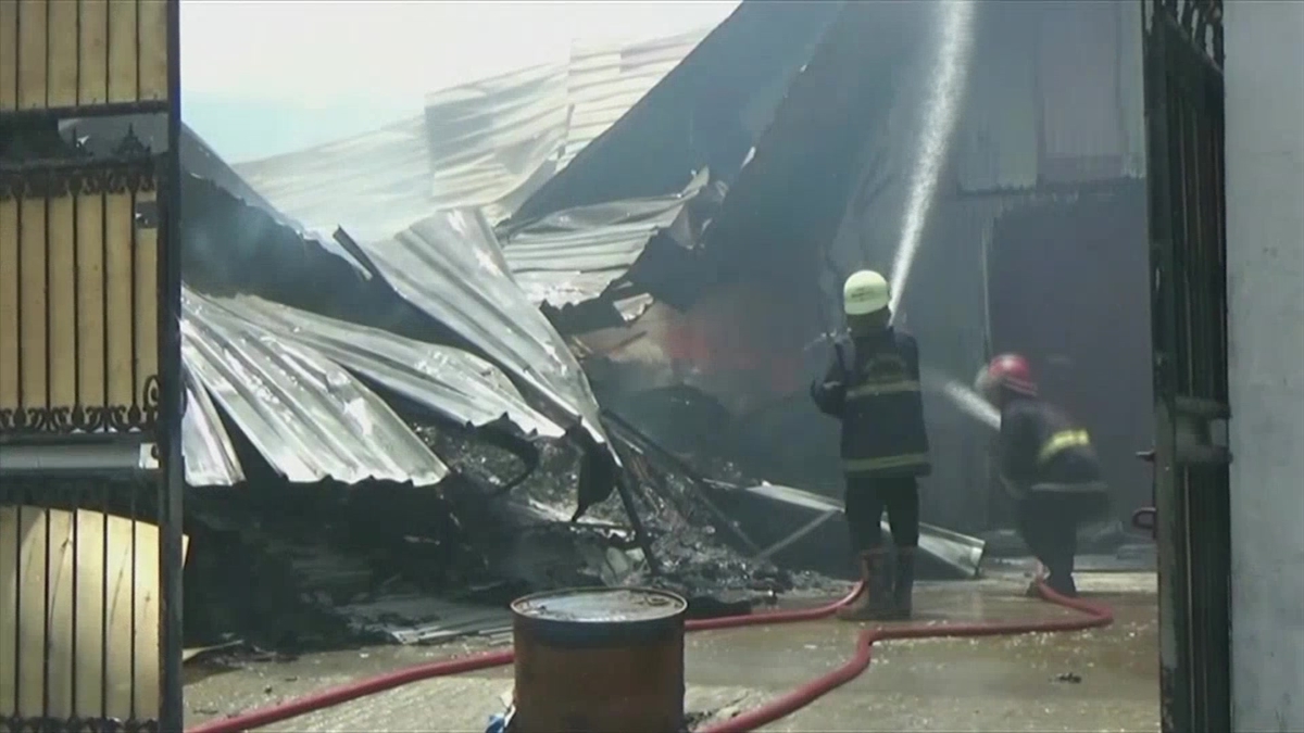 Atentado suicida con bomba causa un muerto y tres heridos en Indonesia