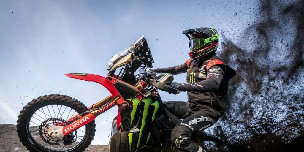 Barreda perdió algunos segundos afinando los últimos detalles de su moto