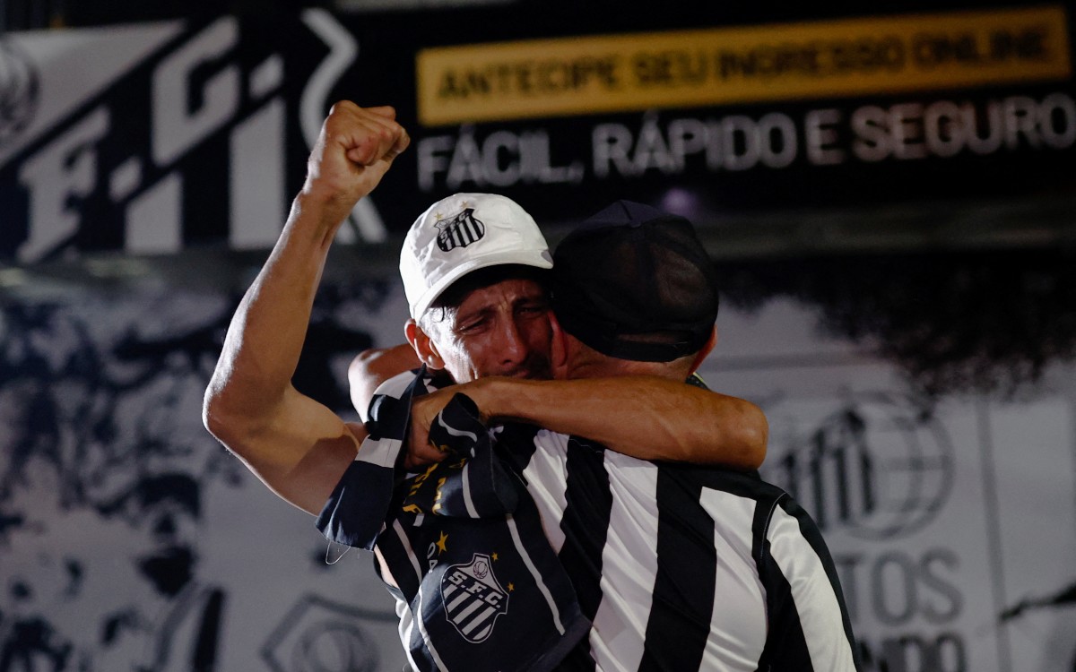 Brasil llora la muerte de Pelé, la leyenda del futbol