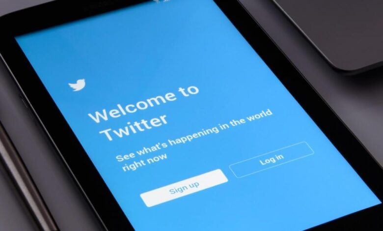 Cambian los verificados de Twitter: ¿Qué diferencia hay entre el check azul y el dorado?
