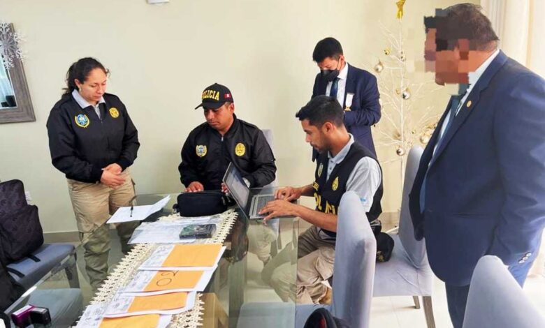 Catean casa y oficinas de ministro de Defensa con Castillo | Perú