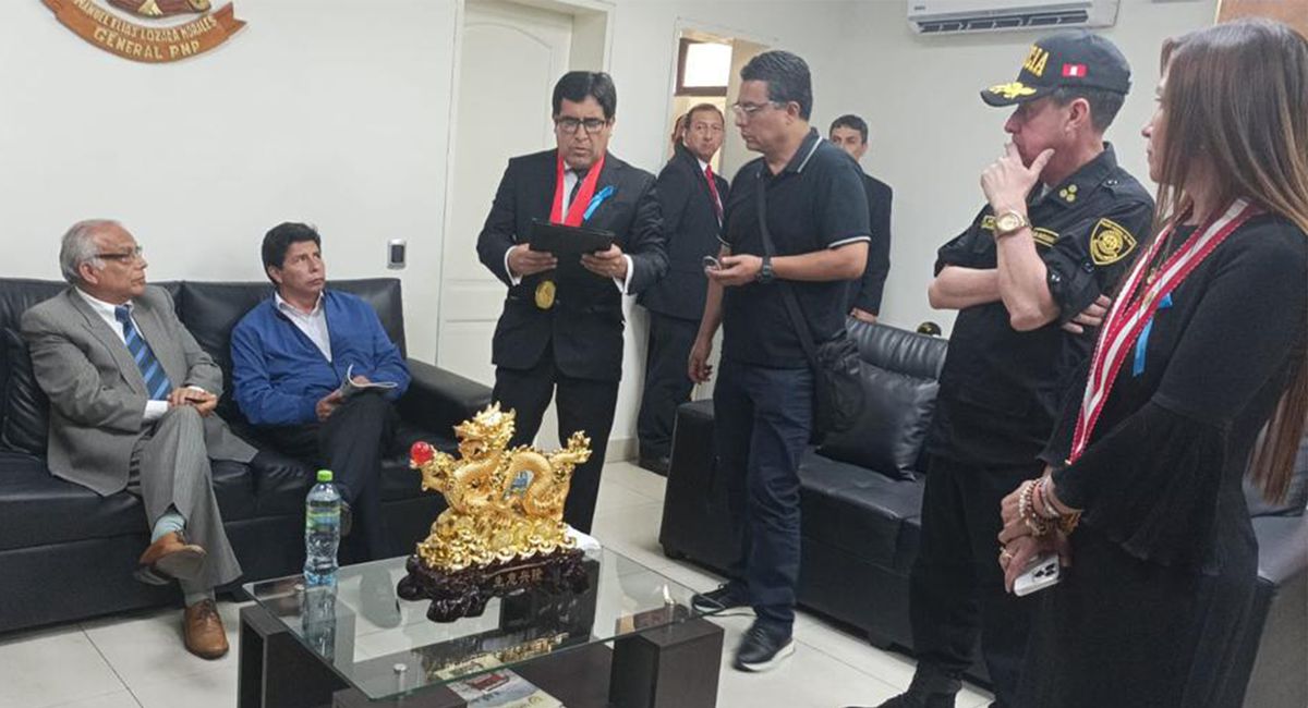 Crisis política en Perú, en vivo | El Congreso destituye a Pedro Castillo casi por unanimidad