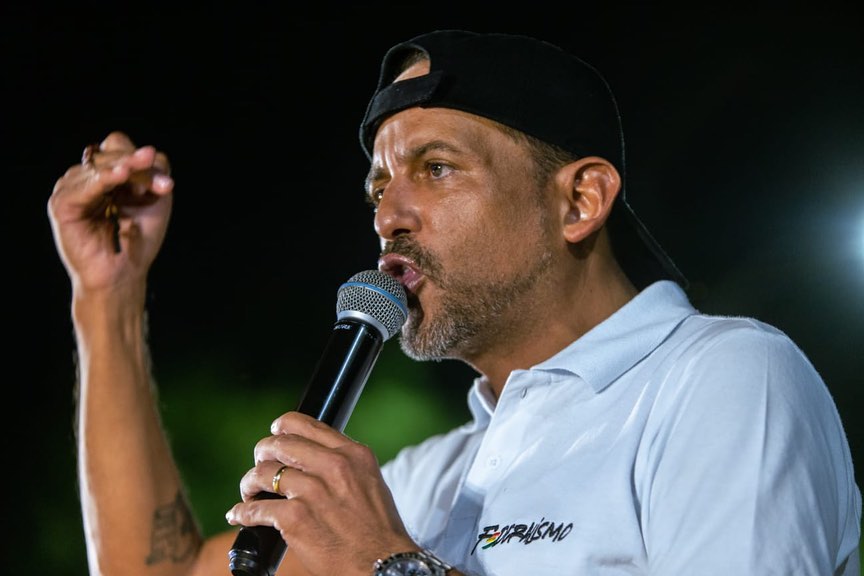 Detienen a político acusado de participar en golpe de Estado a Evo Morales