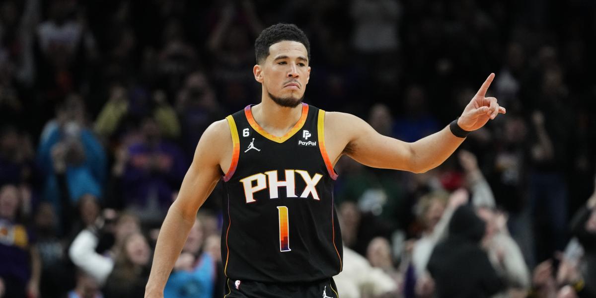 Devin Booker, menudo acelerón por el MVP: ¡58 puntos!