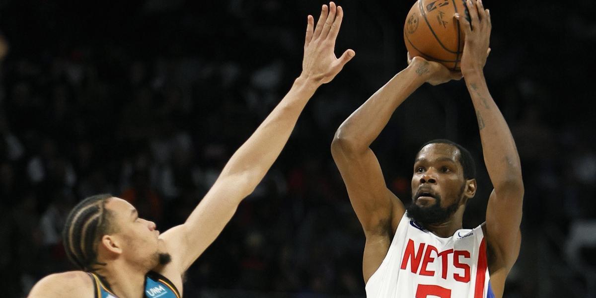 Durant e Irving sitúan a los Nets en órbita