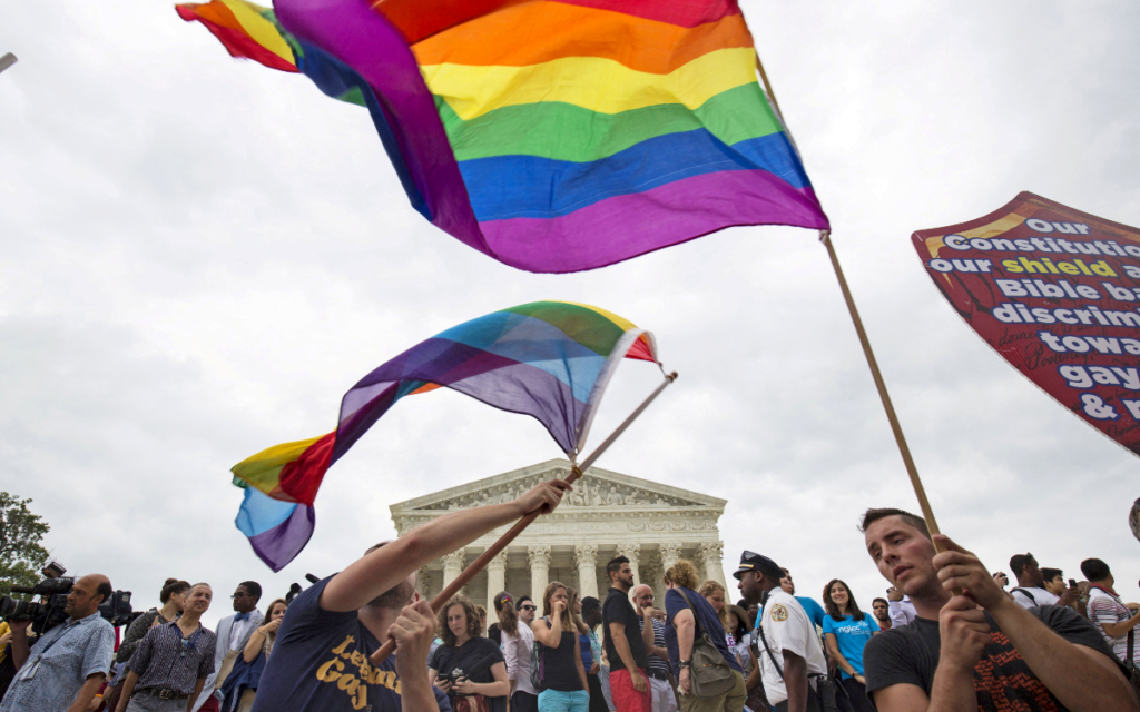 EU aprueba ley para protección del matrimonio igualitario