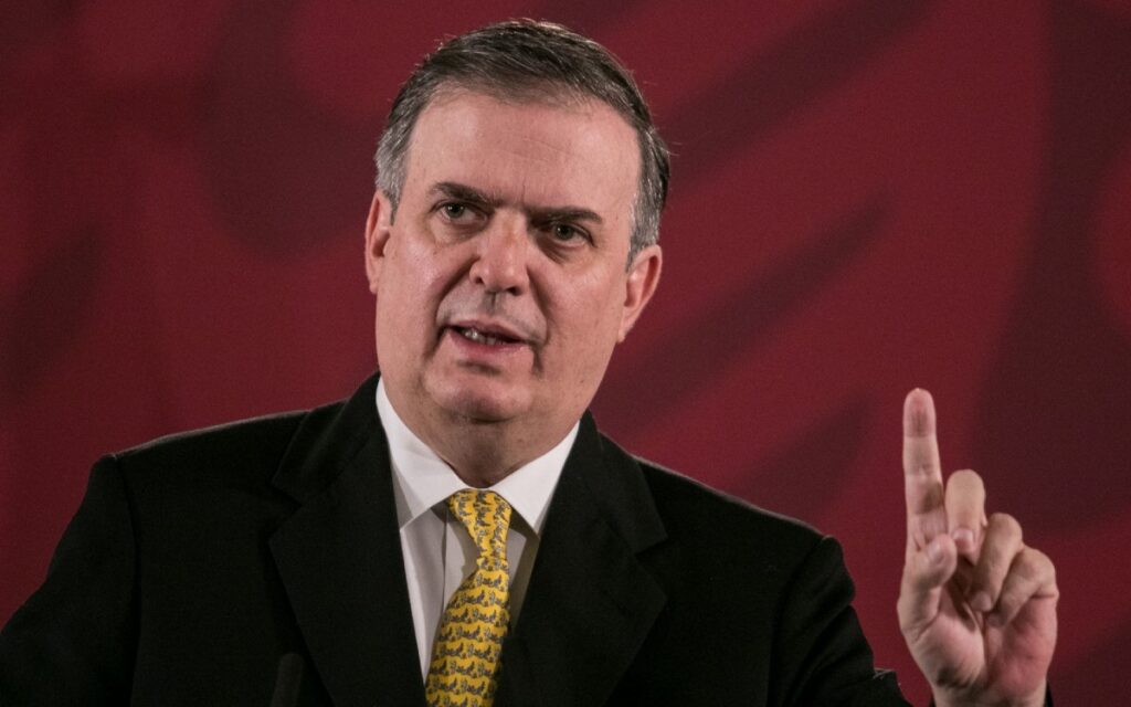 Ebrard descarta intervención en asuntos internos de Perú