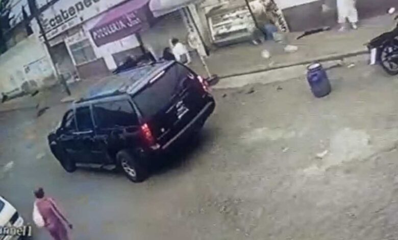 Ecatepec: Caen asaltantes que robaban en camioneta | Video