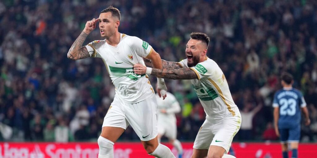 El Elche confirma las lesiones de John, Lirola, Nico y Josan