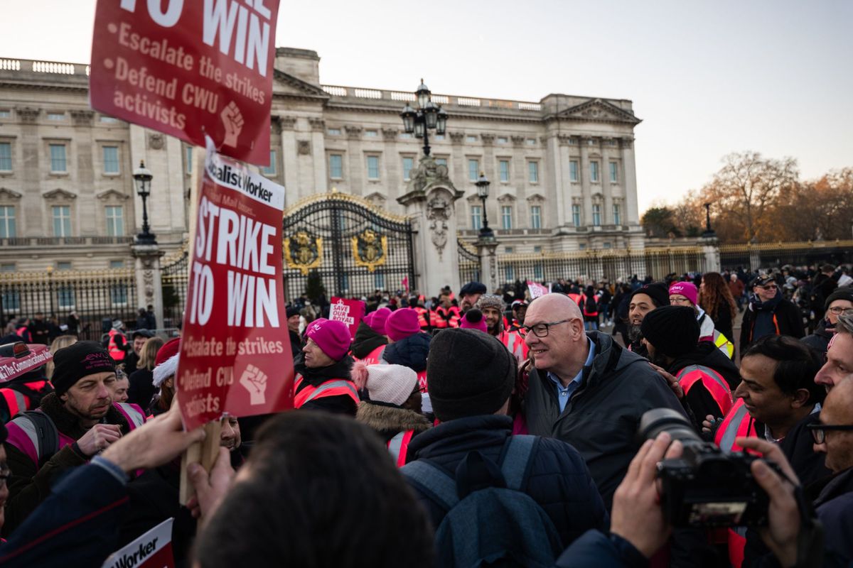 El Gobierno de Sunak amenaza con endurecer las leyes para frenar la avalancha de huelgas
