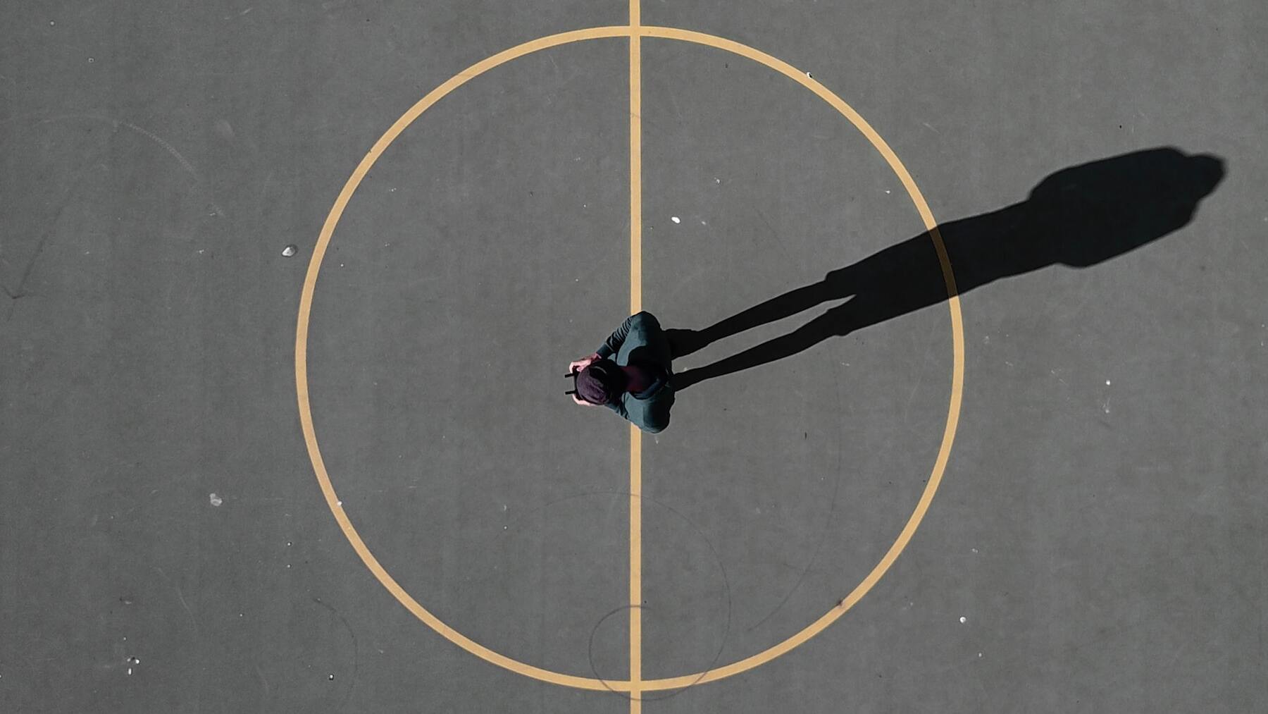 El curioso motivo por el que caminamos en círculos cuando nos perdemos