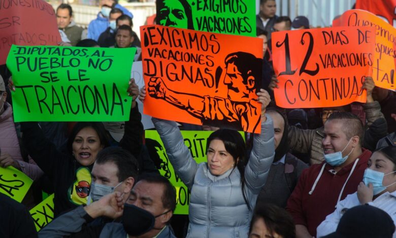 El mes de cabildeo empresarial que casi termina con los 12 días continuos de vacaciones