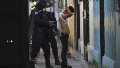 El régimen de excepción de Nayib Bukele asfixia a las pandillas: “Policías y soldados tienen poder absoluto”