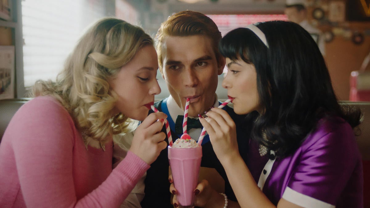 El showrunner de Riverdale comparte un adelanto del estreno de la temporada final