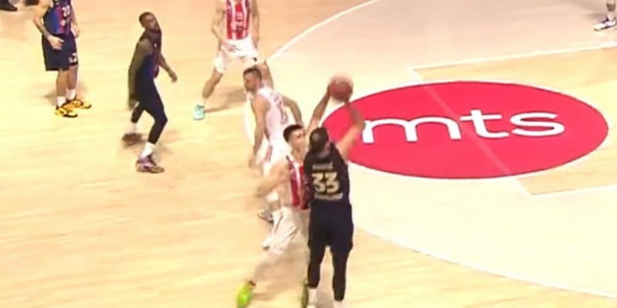 El triplazo de Mirotic que salvó al Barça en Pionir