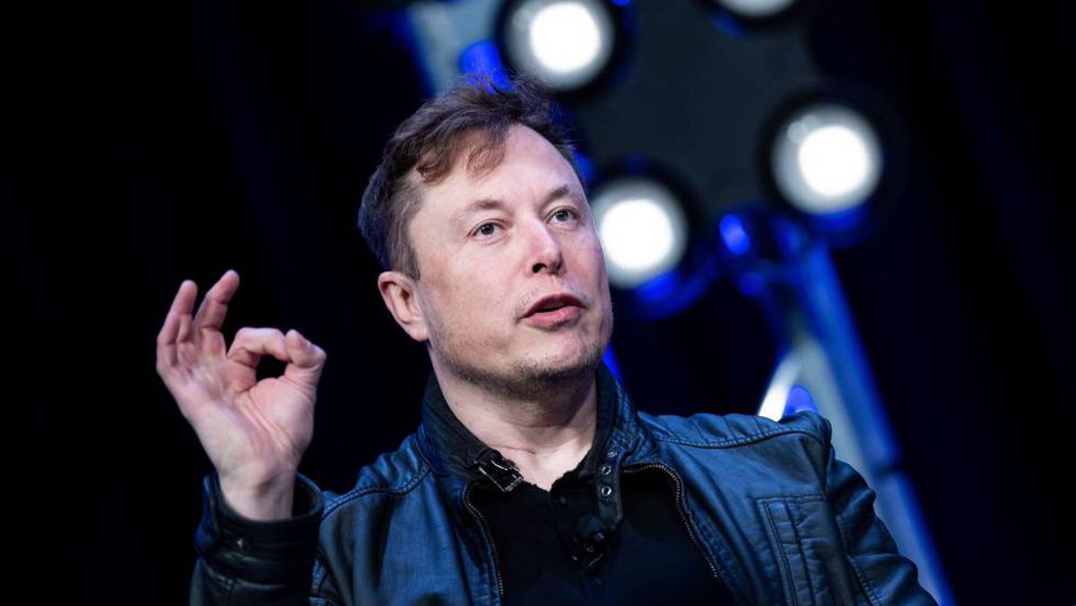 Elon Musk lanza el lunes de nuevo la suscripción a Twitter, a 8 dólares en su web y a 11 en Apple