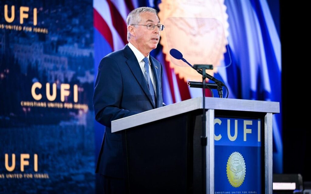 Embajador de Israel en EU repudia ‘retórica vil’ de Kanye West