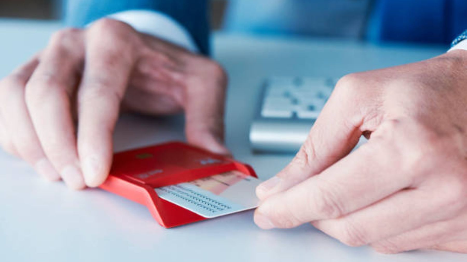 Esto es lo que nos va a costar renovar el DNI en 2023