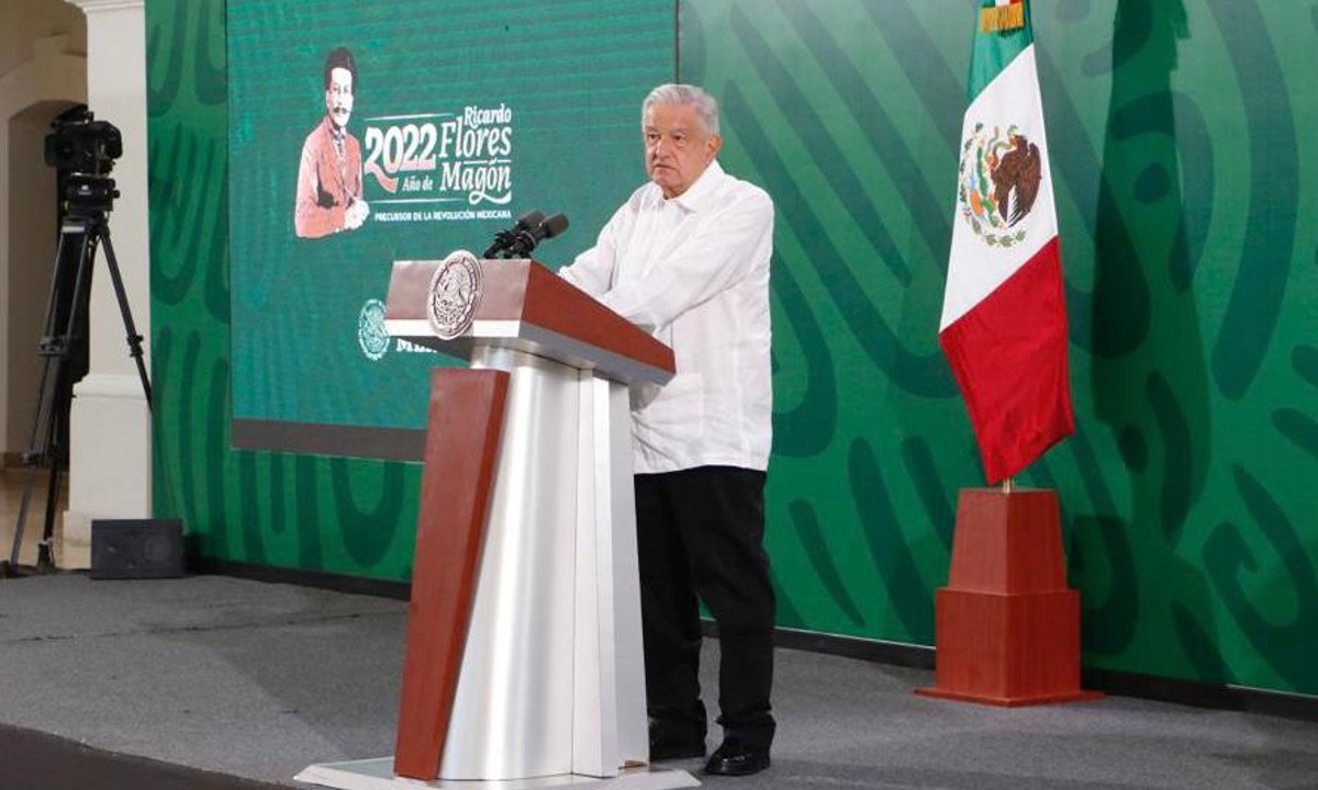 Hacía falta una marcha ante 'bombardeo de mentiras': AMLO