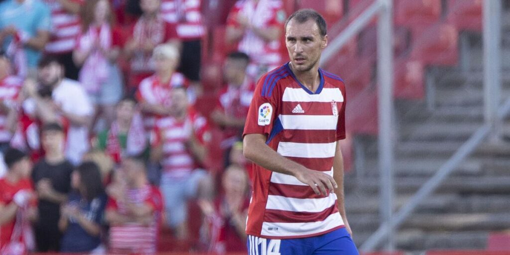 Ignasi Miquel dice que el partido ante el Burgos es "un reto enorme"