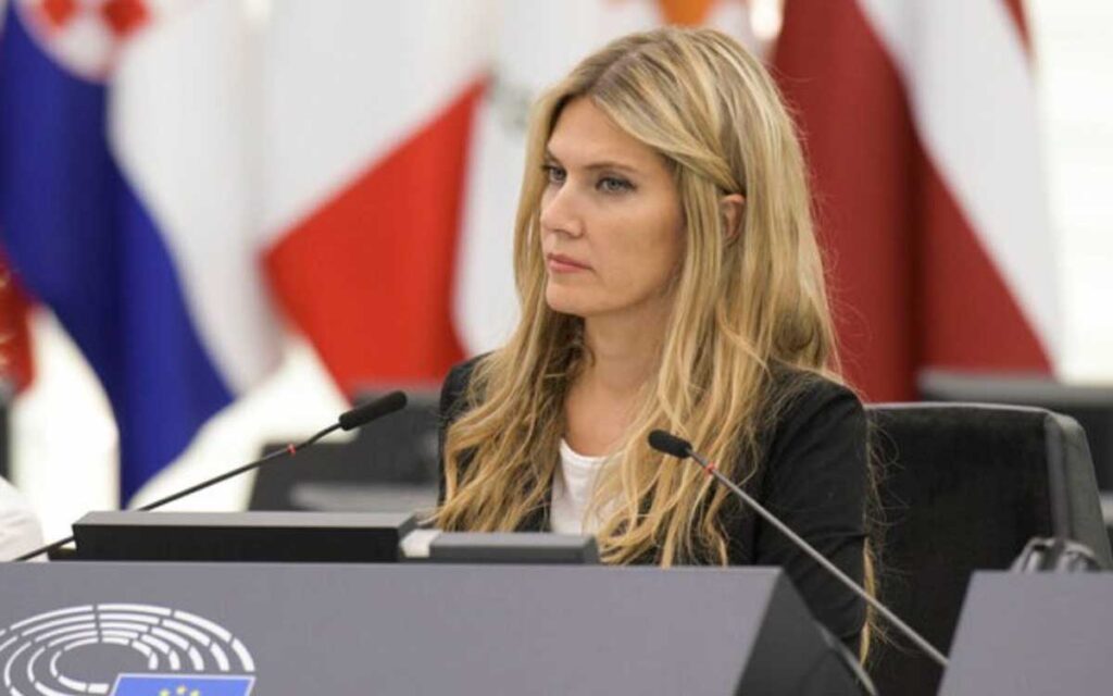 Imputan a vicepresidenta de la Eurocámara por presuntos sobornos de Qatar