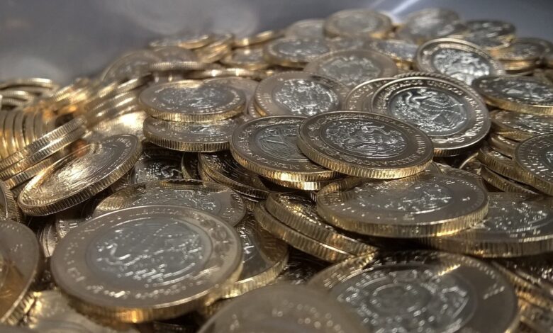 Insuficiente, aumento de 35 pesos al salario mínimo en 2023, dice abogado laboral y explica por qué