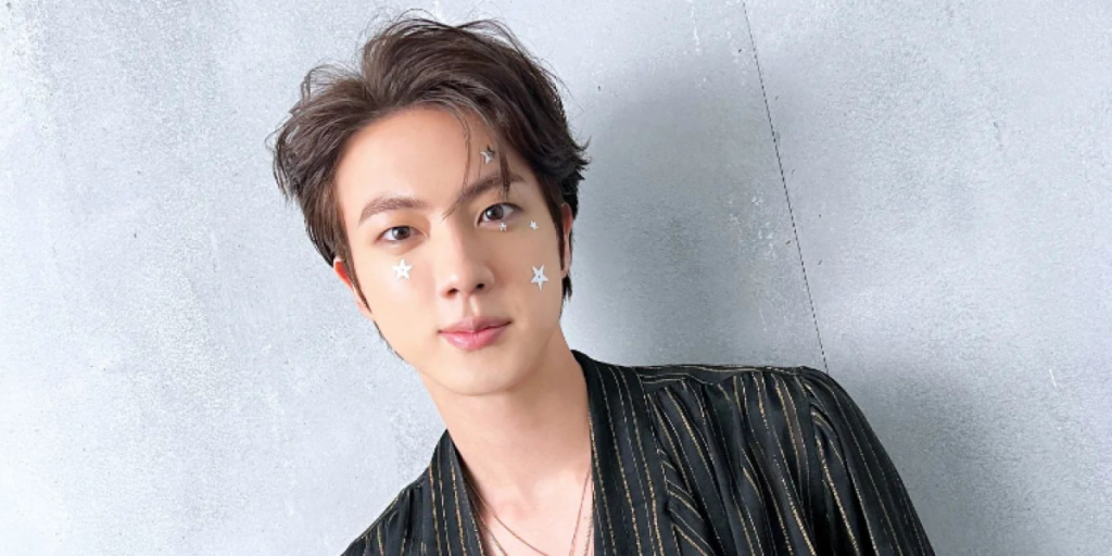 Jin, de BTS, muestra su nuevo 'look' antes de iniciar el servicio militar