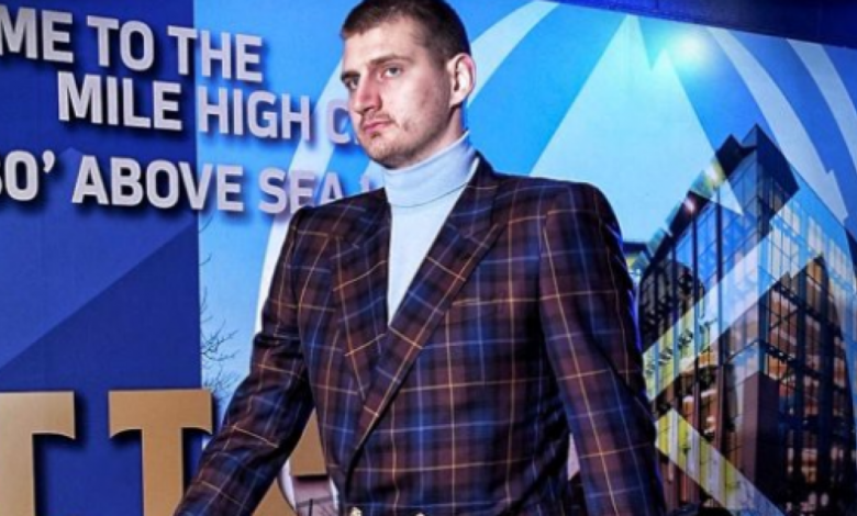 Jokic carga contra la manera de vestir de las estrellas: "Se disfrazan"